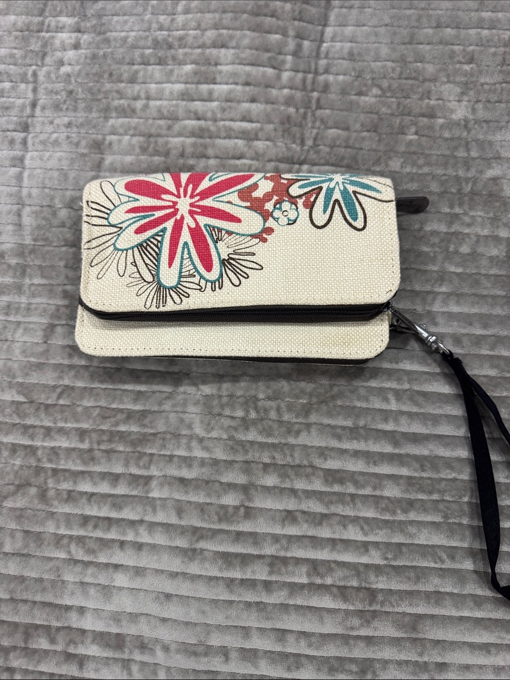 thirty-one Cream Canvas Wristlet with Pink & Teal Floral Print